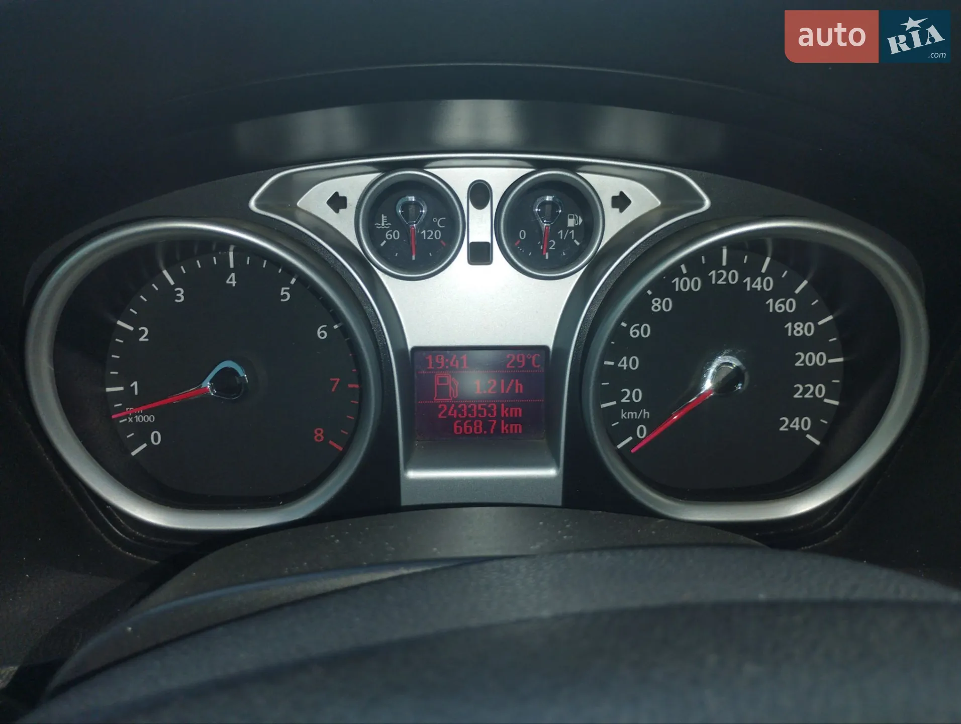 2010 Ford Focus - мініатюра 5