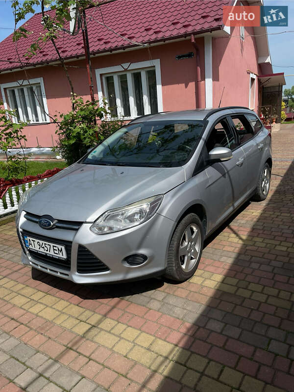 Универсал Ford Focus 2011 в 