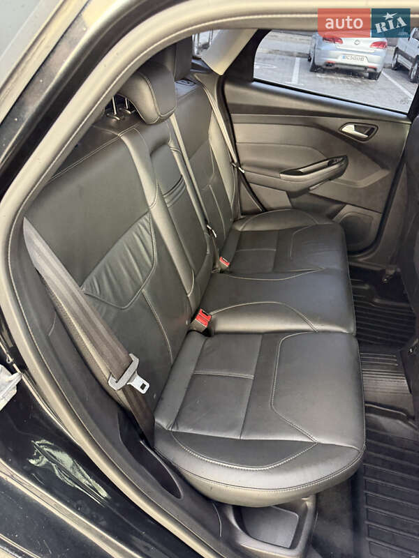 Хетчбек Ford Focus 2012 в Стрию