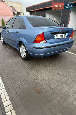 Седан Ford Focus 2003 в 