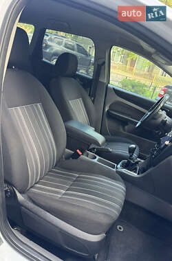 Универсал Ford Focus 2010 в 