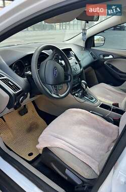 Седан Ford Focus 2017 в 