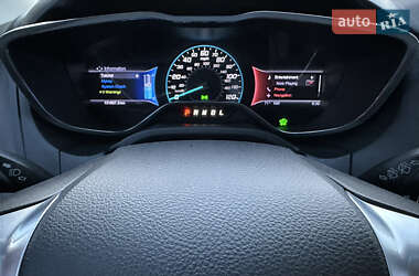 Хэтчбек Ford Focus 2012 в 