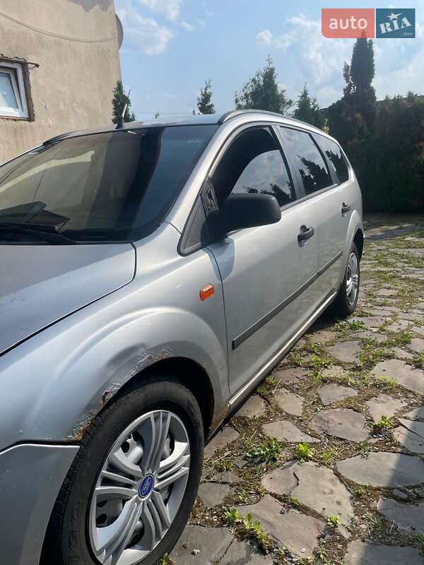 Універсал Ford Focus 2005 в Чопі