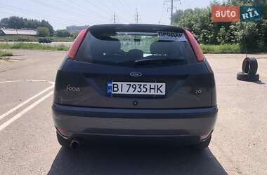 Хэтчбек Ford Focus 2003 в 