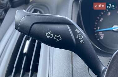 Хетчбек Ford Focus 2014 в 