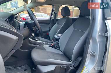 Хетчбек Ford Focus 2014 в 