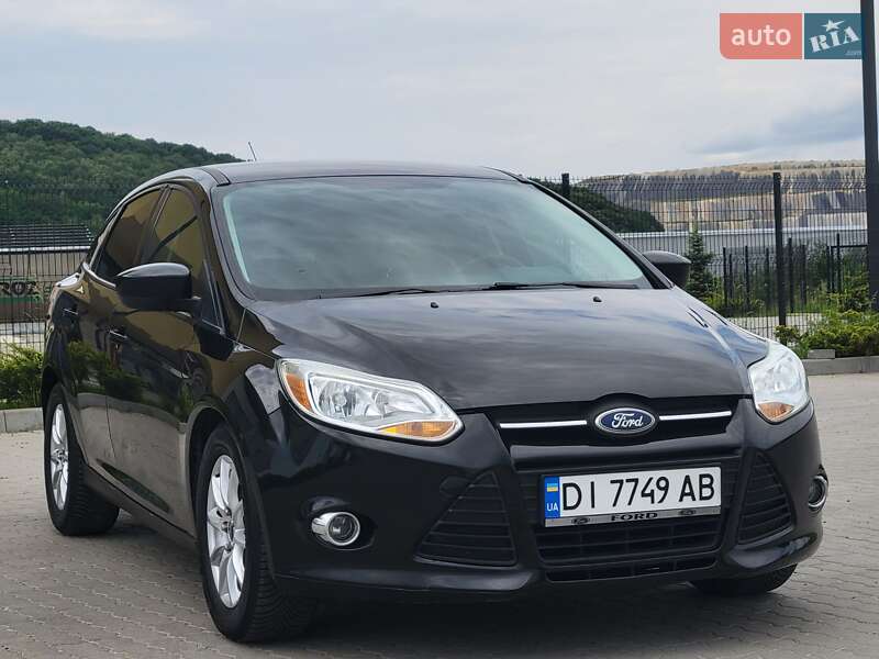 Седан Ford Focus 2012 в Дублянах