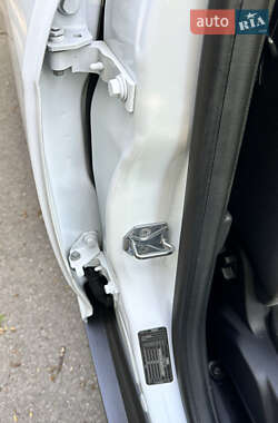Хэтчбек Ford Focus 2013 в 