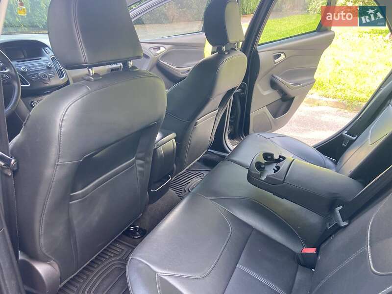 Седан Ford Focus 2015 в Житомире