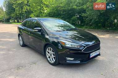 Седан Ford Focus 2015 в 