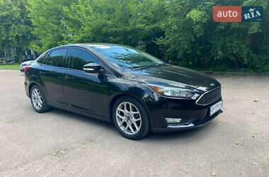 Седан Ford Focus 2015 в 