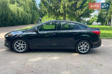 Седан Ford Focus 2015 в 