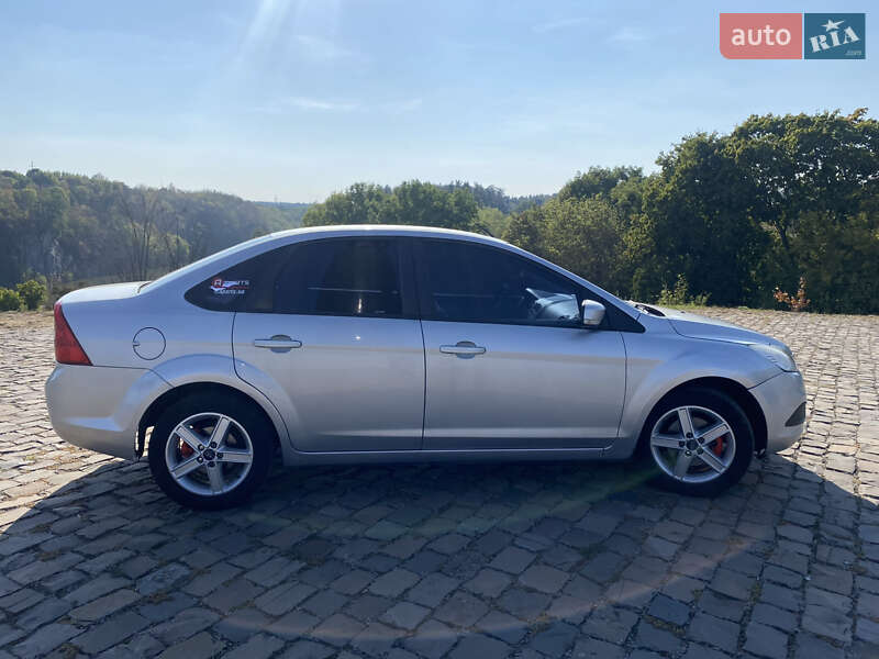 Седан Ford Focus 2008 в Коростене