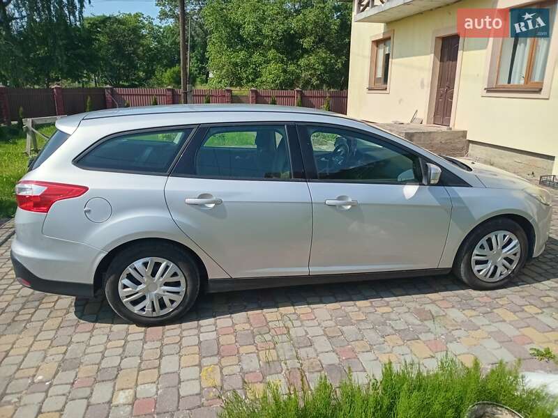 Универсал Ford Focus 2012 в Калуше