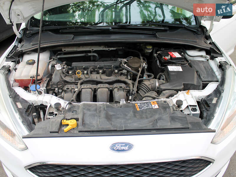 Седан Ford Focus 2016 в Киеве