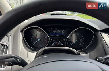 Седан Ford Focus 2017 в 