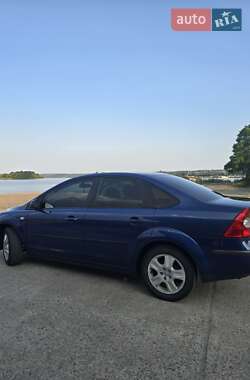Седан Ford Focus 2006 в 