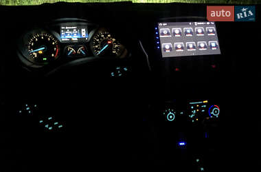 Седан Ford Focus 2014 в 