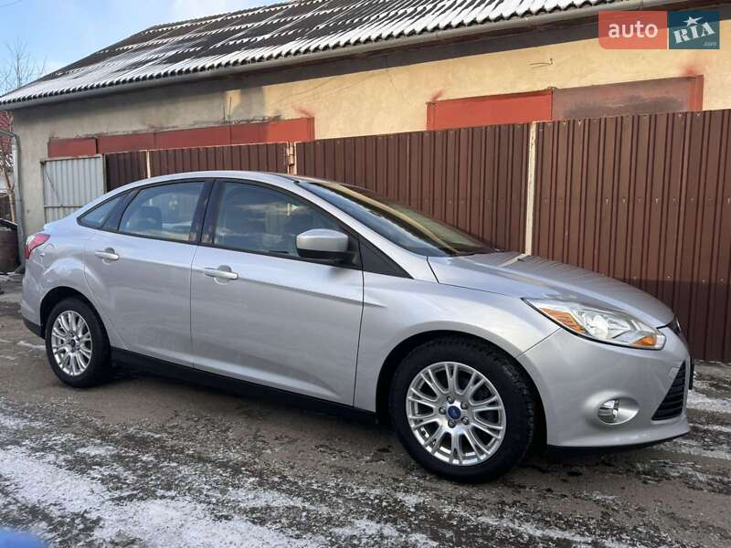 Седан Ford Focus 2012 в Ивано-Франковске