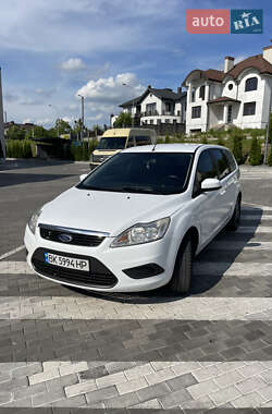 Универсал Ford Focus 2010 в 