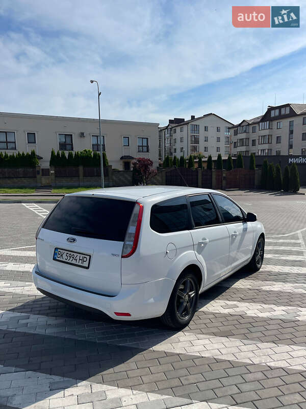 Универсал Ford Focus 2010 в Ровно