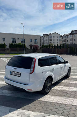 Универсал Ford Focus 2010 в 