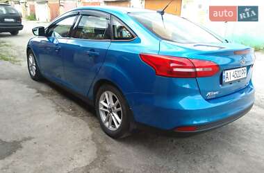 Седан Ford Focus 2016 в 