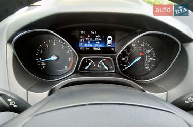 Седан Ford Focus 2016 в 