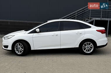 Седан Ford Focus 2017 в 
