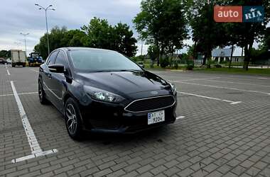 Седан Ford Focus 2017 в 