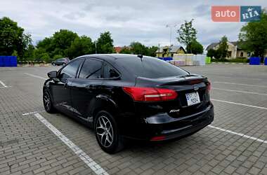 Седан Ford Focus 2017 в 
