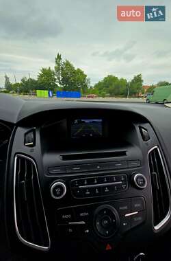 Седан Ford Focus 2017 в 