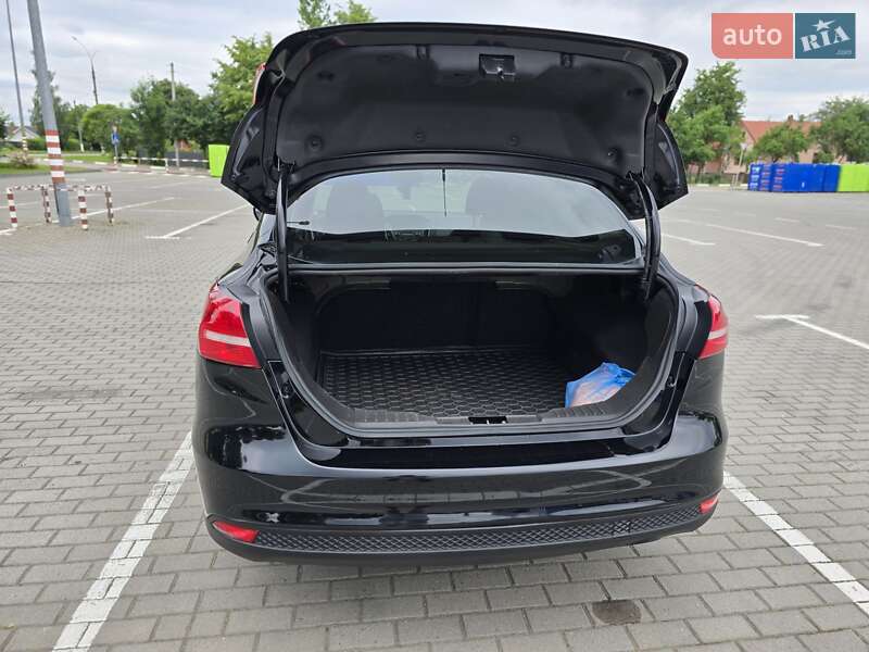 Седан Ford Focus 2017 в Коломые фото 40 Седан Ford Focus 2017 в Коломые