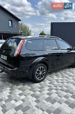 Универсал Ford Focus 2010 в 