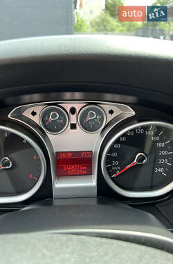 Универсал Ford Focus 2010 в 