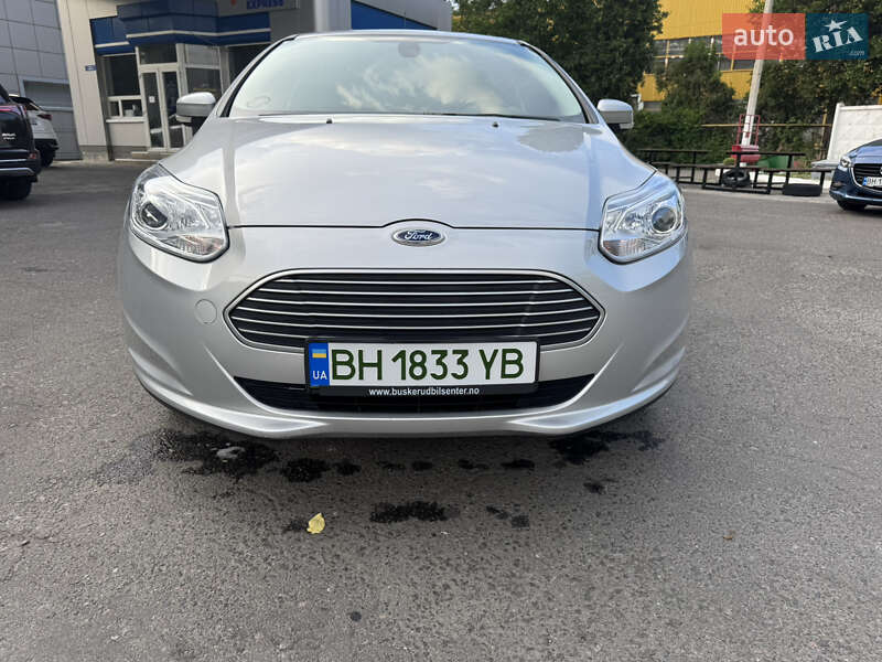 Хэтчбек Ford Focus 2013 в Одессе