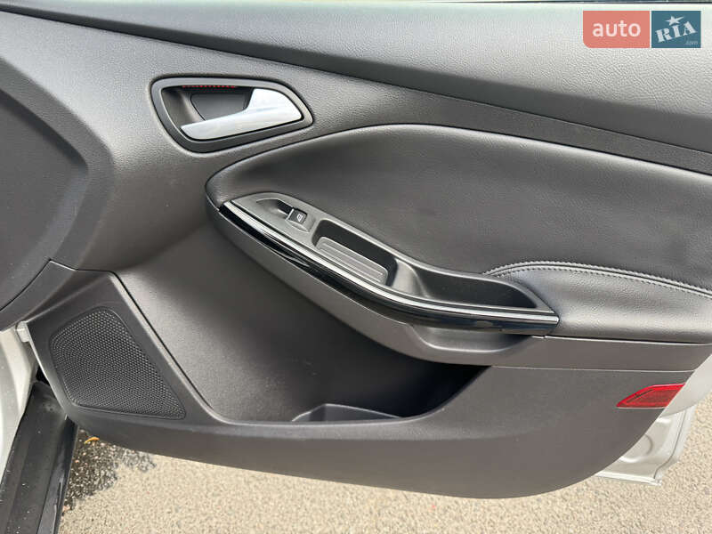 Хэтчбек Ford Focus 2013 в Одессе