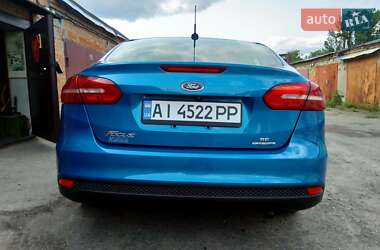 Седан Ford Focus 2016 в 