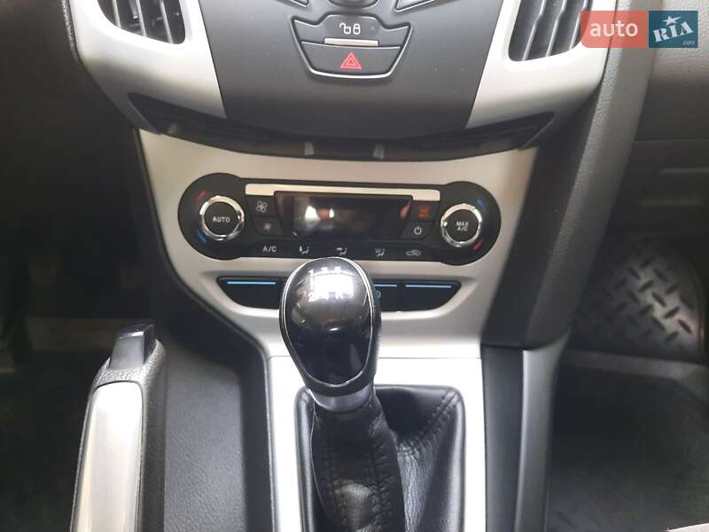 Седан Ford Focus 2013 в Хмельницькому