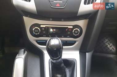Седан Ford Focus 2013 в 