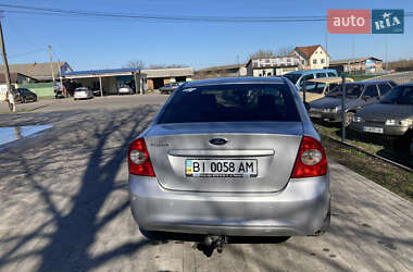 Седан Ford Focus 2011 в 