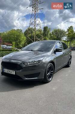 Седан Ford Focus 2015 в Киеве