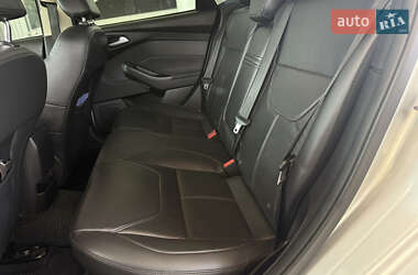Хэтчбек Ford Focus 2015 в 