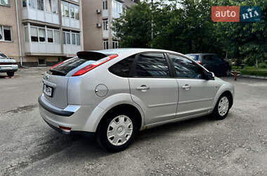 Хэтчбек Ford Focus 2007 в 