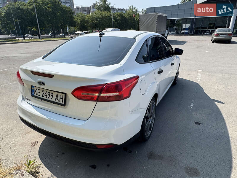 Седан Ford Focus 2017 в Днепре
