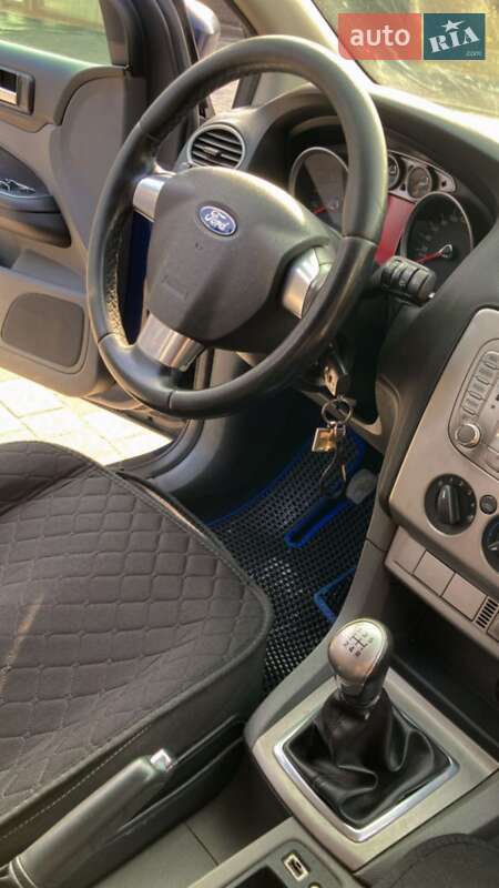 Универсал Ford Focus 2010 в Ровно фото 8 Универсал Ford Focus 2010 в Ровно