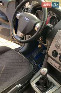 Универсал Ford Focus 2010 в 