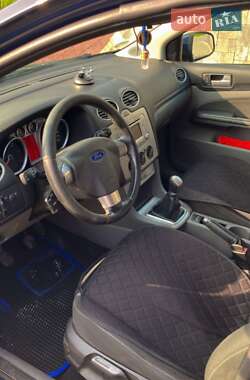 Универсал Ford Focus 2010 в 