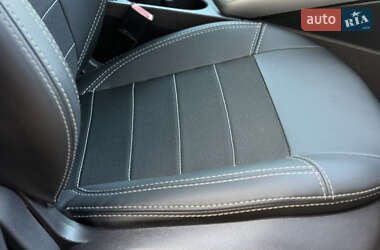 Седан Ford Focus 2012 в 